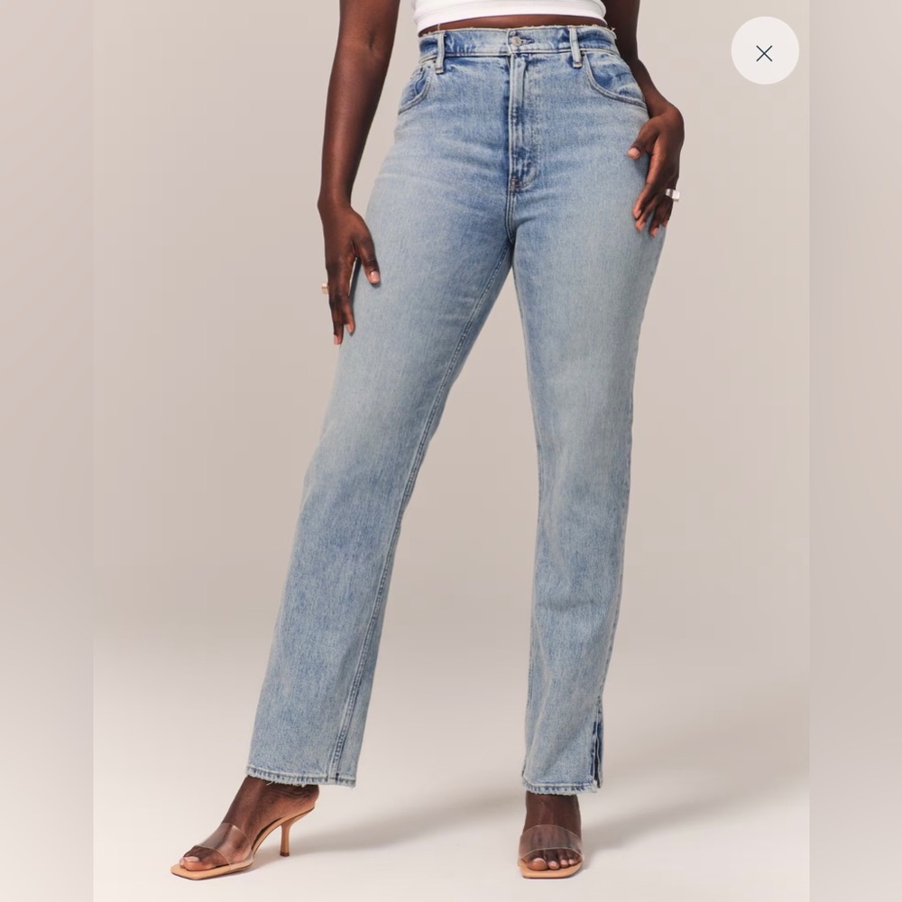 Abercrombie and Fitch 90’s Straight Ultra High Rise Curve Love